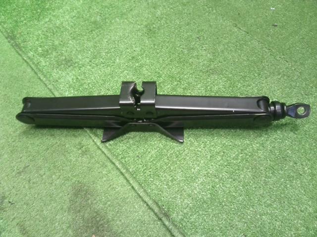 タント 車載工具 6BA-LA660S 09111-B2011