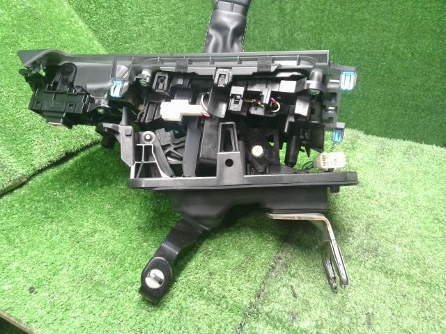 フォレスター シフトレバー 5BA-SK9 35111SJ000