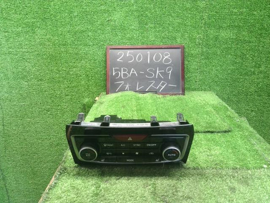 フォレスター Ａ／Ｃスイッチパネル 5BA-SK9