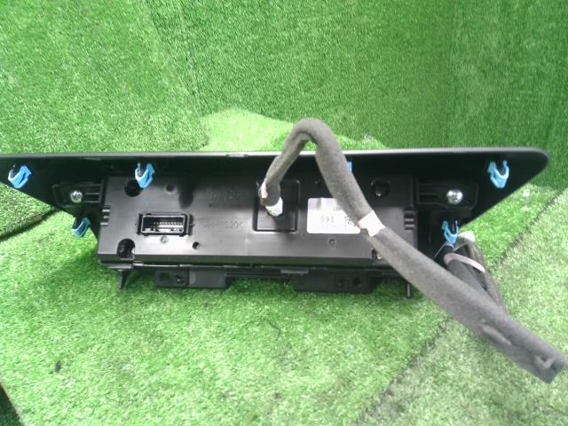 フォレスター マルチモニター 5BA-SK9