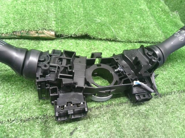 フォレスター ディマースイッチ 5BA-SK9 83115AL000