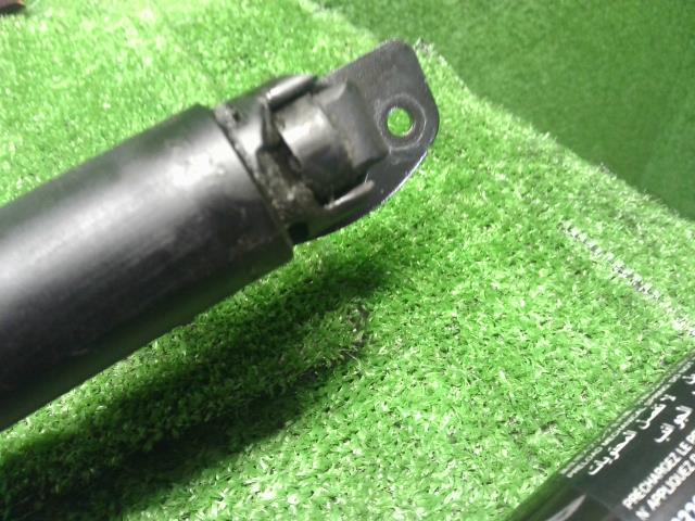 フォレスター バックドアダンパー 5BA-SK9 63269SJ010