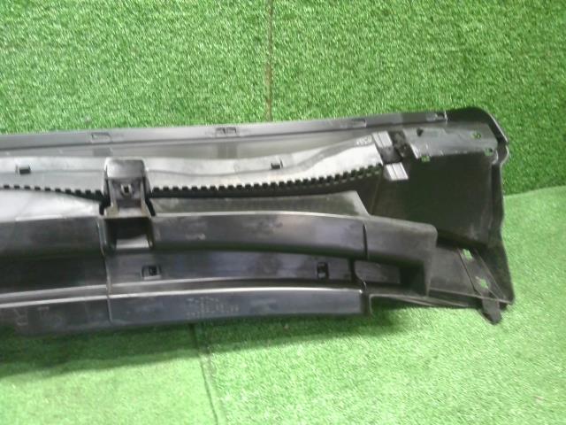 ハリアー カウルトップパネル DBA-ZSU65W 55708-48160