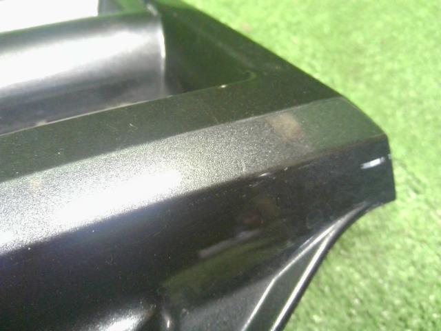 ジムニー ラジエータグリル ABA-JB23W 72111-76J00