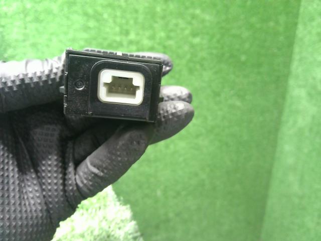 ノート 電装部品 6AA-E13
