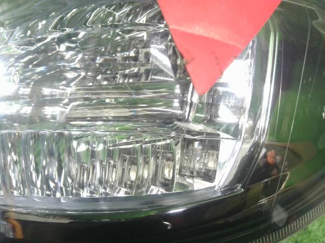 ヴェルファイア 右テールランプ DBA-GGH25W 81551-58090