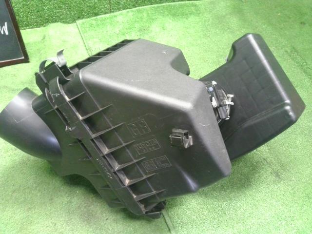 ヴェルファイア エアクリーナーＡＳＳＹ DBA-GGH25W 17700-31661