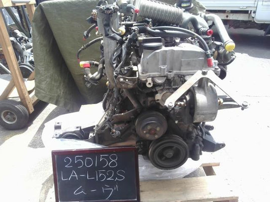 ムーヴ エンジンＡＳＳＹ LA-L152S 19000-97226