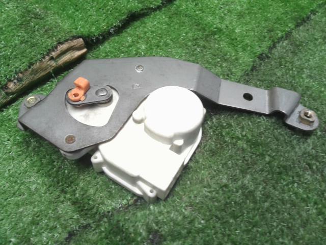 パジェロミニ 右Ｆドアロックソレノイド E-H56A MR181784