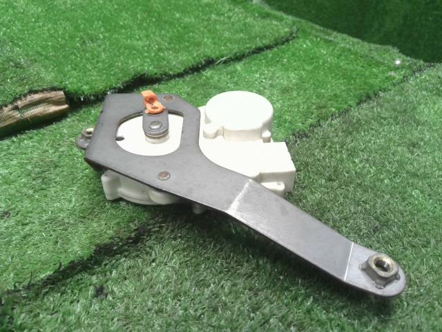 パジェロミニ 左Ｆドアロックソレノイド E-H56A