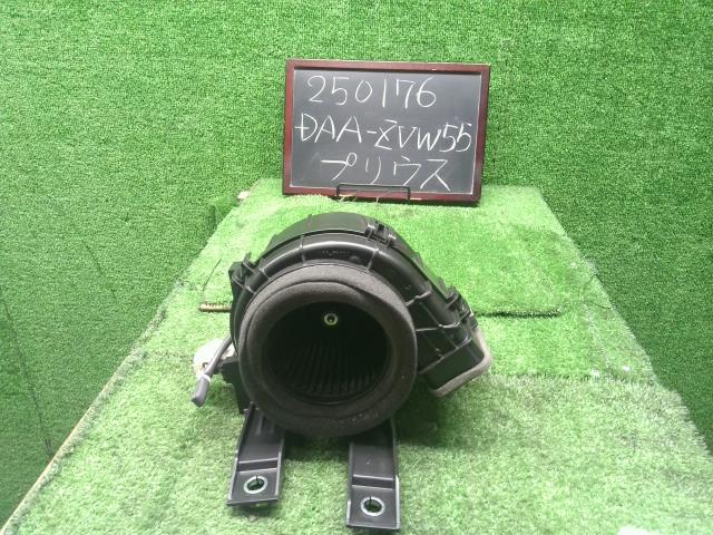 プリウス 電動ファン DAA-ZVW55 G9230-47080