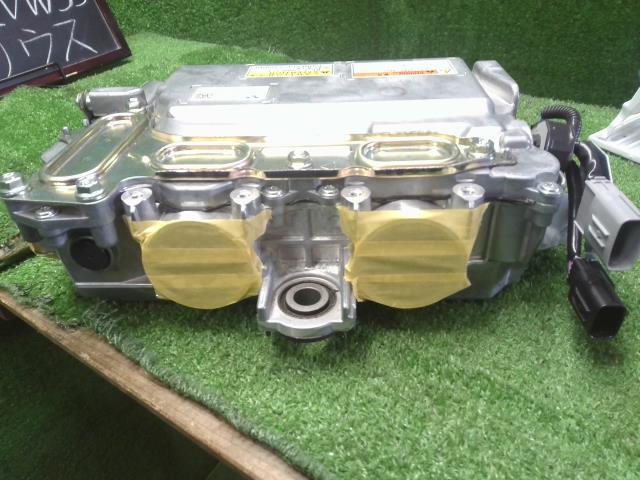 プリウス ハイブリッド部品 DAA-ZVW55 G92B0-47010
