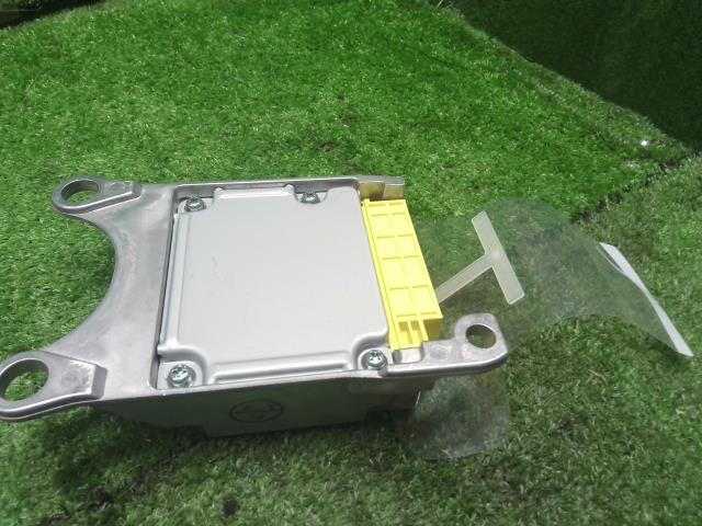 プリウス コントロールユニット DAA-ZVW55 89170-47610