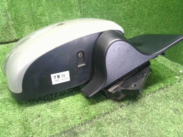 ＡＺワゴン 右サイドミラー DBA-MJ23S 1AYB-69-100D