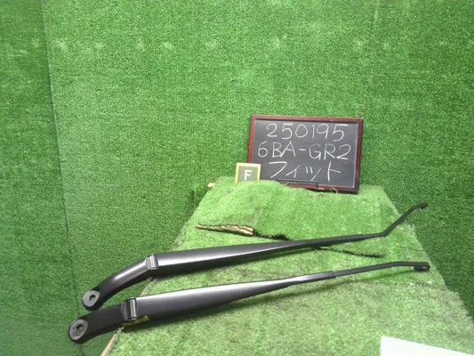 フィット 外装部品 6BA-GR2 76600-TZA-J01,76610-TZA-J01