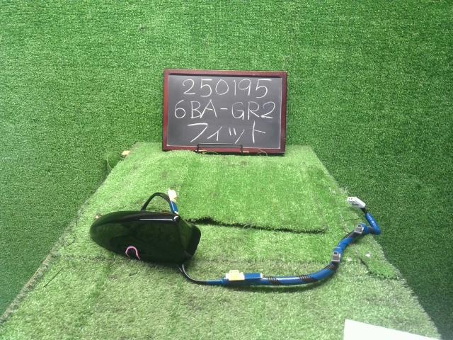 フィット アンテナ 6BA-GR2 39150-TZA-J21ZA