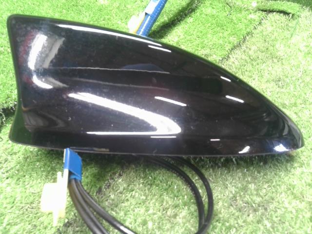フィット アンテナ 6BA-GR2 39150-TZA-J21ZA