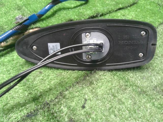フィット アンテナ 6BA-GR2 39150-TZA-J21ZA