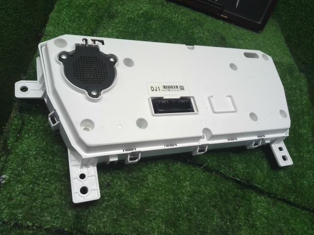 フィット スピードメーター 6BA-GR2 78100-TZD-J11