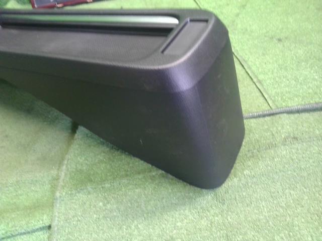 フィット コンソールボックス 6BA-GR2 83401-TZA-003ZA