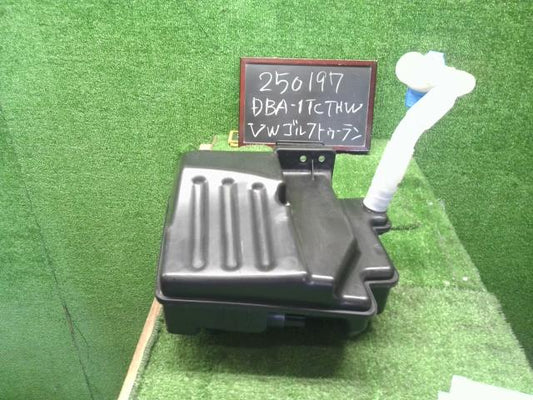VW ゴルフトゥーラン ウォッシャータンク DBA-1TCTHW 1K0955453S