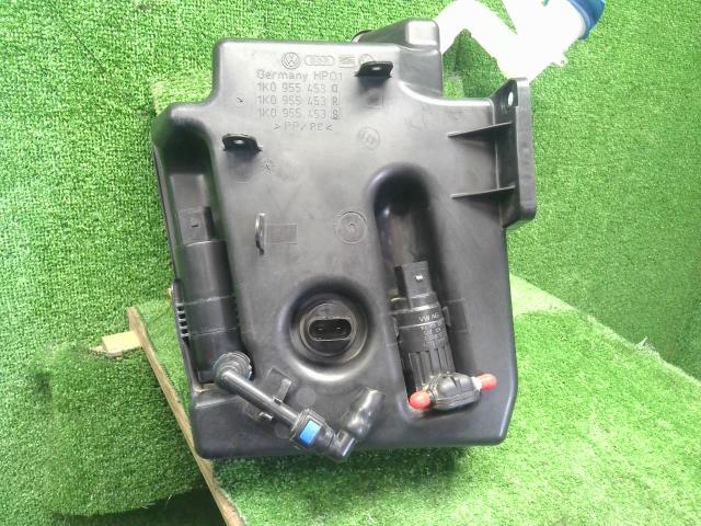 VW ゴルフトゥーラン ウォッシャータンク DBA-1TCTHW 1K0955453S