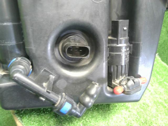 VW ゴルフトゥーラン ウォッシャータンク DBA-1TCTHW 1K0955453S