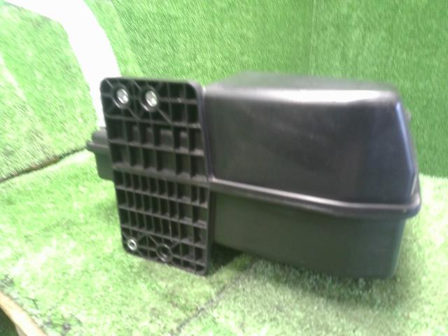 VW ゴルフトゥーラン ウォッシャータンク DBA-1TCTHW 1K0955453S