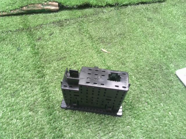 オーラ 電装部品 6AA-FE13