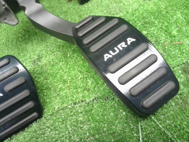 オーラ ペダル 6AA-FE13