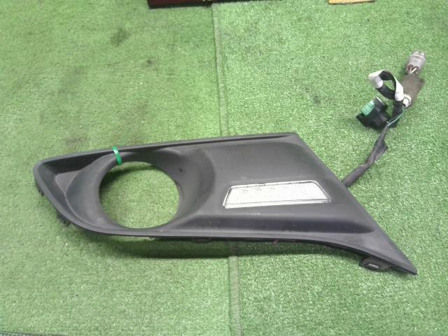 ソリオ 右フォグランプ DBA-MA15S 35500-63J04