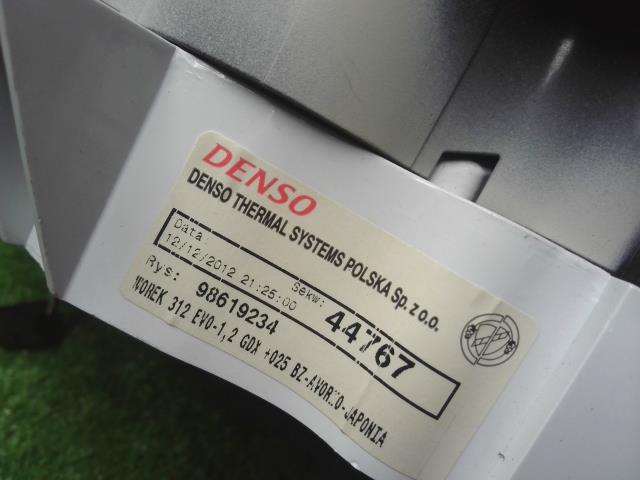 フィアット 500 Ａ／Ｃスイッチパネル ABA-31212
