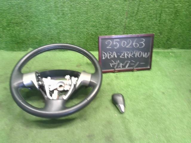 ヴォクシー ステアリングホイール DBA-ZRR70W 45100-28470-B0