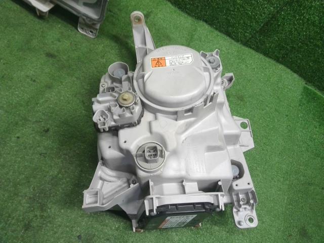 ムーヴコンテ 左ヘッドランプＡＳＳＹ DBA-L585S 81130-B2450,81170-B2450