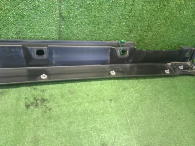 ＸＶ 右サイドステップ DBA-GT7 91112FL100