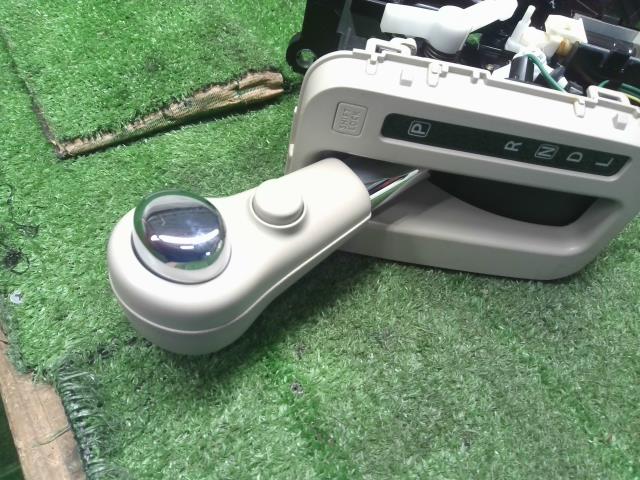 ラパン シフトレバー DBA-HE33S 28100-80PJ1-BWQ
