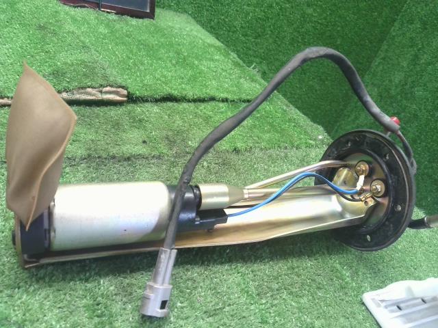 ジムニー フューエルポンプ E-JA22W 15100-80C30