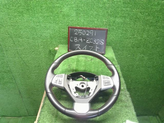 スイフト ステアリングホイール CBA-ZC32S 48110-72LC0-JZR