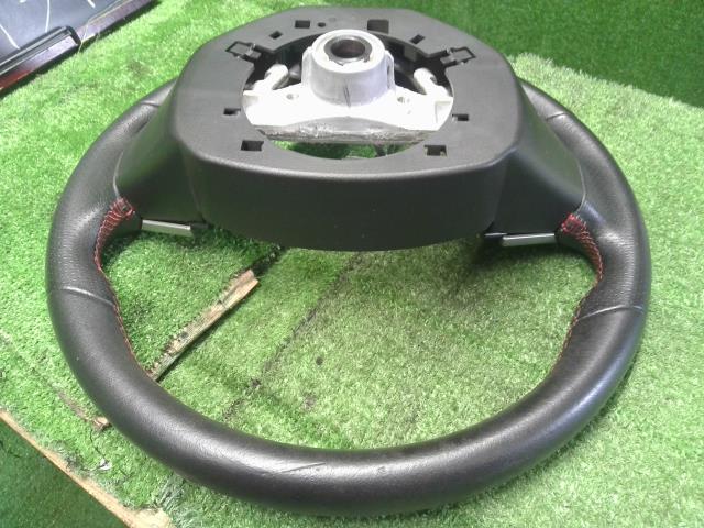 スイフト ステアリングホイール CBA-ZC32S 48110-72LC0-JZR