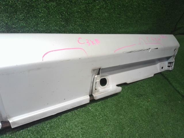 レクサス GS 右サイドステップ DBA-GRL11 75851-30907-A2