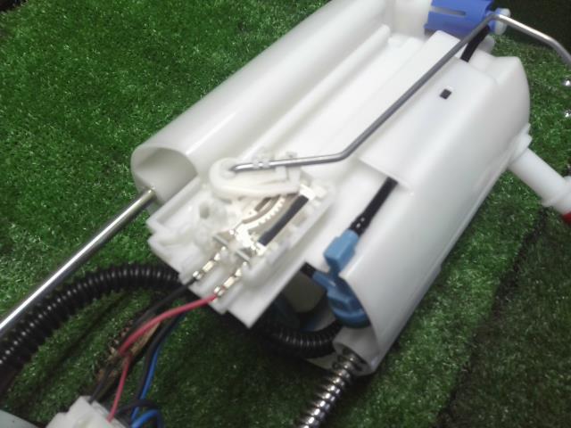 レクサス GS フューエルポンプ DBA-GRL11 23220-38030