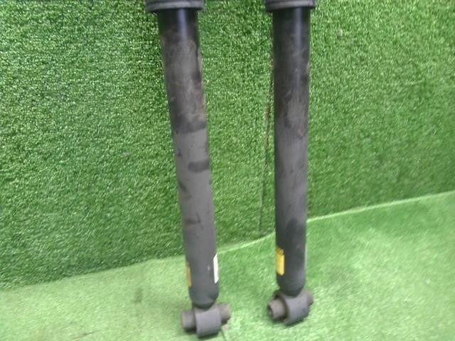 レクサス GS Ｒストラット・アブソーバーセット DBA-GRL11 48530-80779