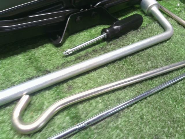 レクサス GS ジャッキ DBA-GRL11 09111-30160