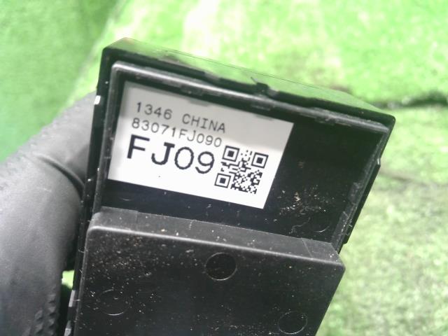 ＸＶ パワーウインドウスイッチ DAA-GPE 83071FJ090