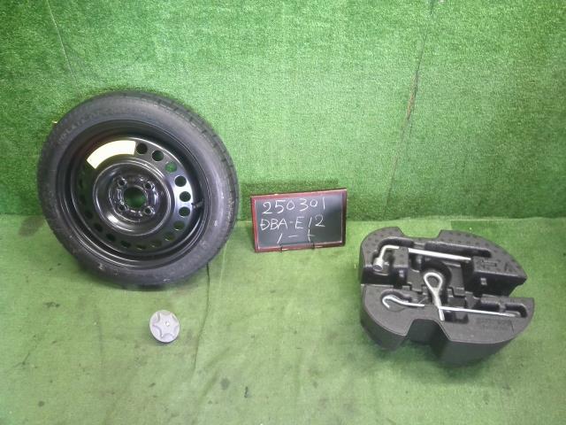ノート タイヤホイールＡＳＳＹ DBA-E12