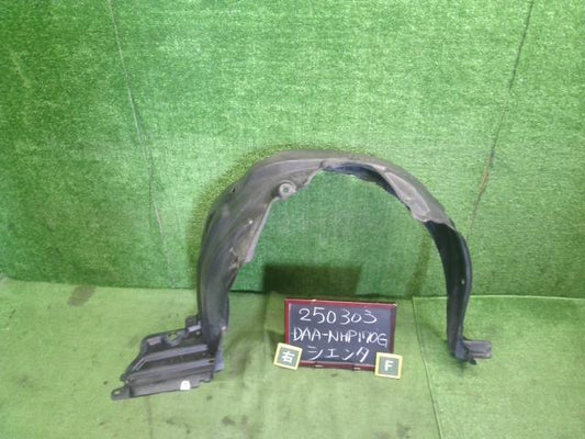 シエンタ 右Ｆインナーフェンダー DAA-NHP170G 53875-52310