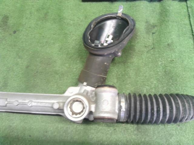 シエンタ ステアリングギアボックス DAA-NHP170G 45510-52241