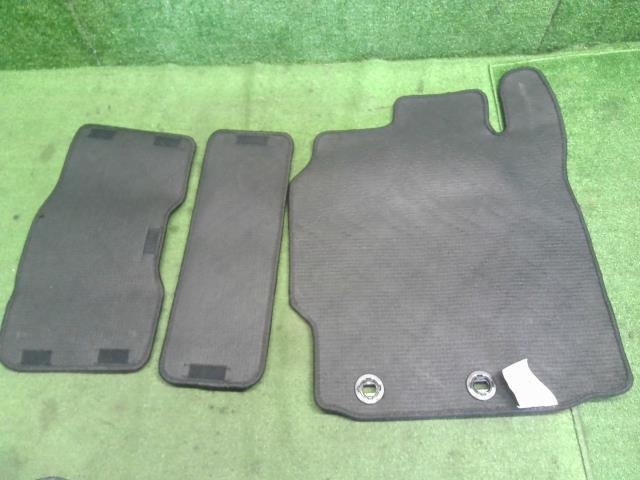 シエンタ フロアマット DAA-NHP170G