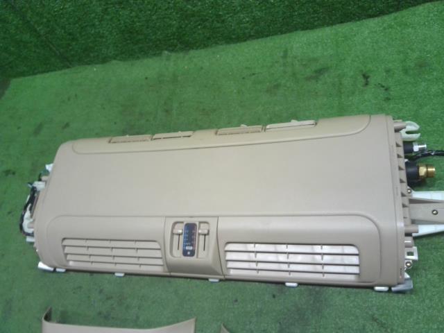 セレナ 内装部品 UA-TNC24