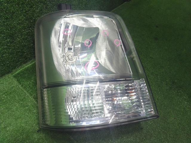 NV100クリッパー 左ヘッドランプＡＳＳＹ HBD-DR64V 26064-4A00D